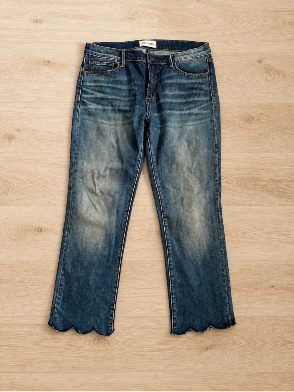 Driftwood Candace Lettuce Scalloped Hem Jeans Sz 30